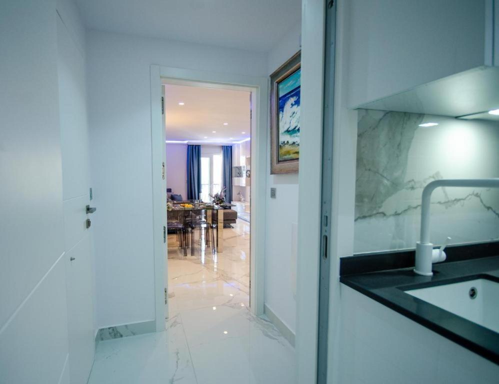Oasis - Palm Old Town Apartment *